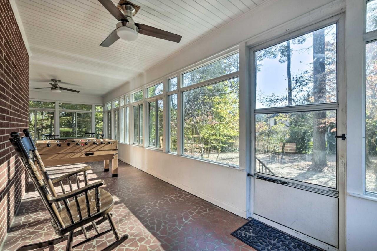 Durham Home Floor-To-Ceiling Windows With View Exteriör bild